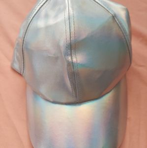 Holographic baseball cap